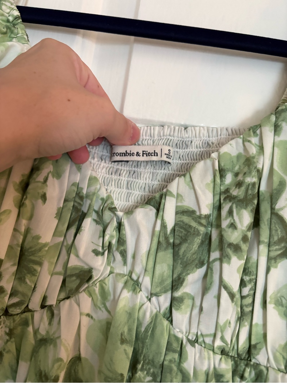 Abercrombie & Fitch Green Floral Tiered Maxi Dress - Picture 2 of 4